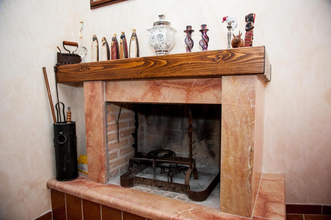 Casa Vacanza La Piazza Orvinio Экстерьер фото